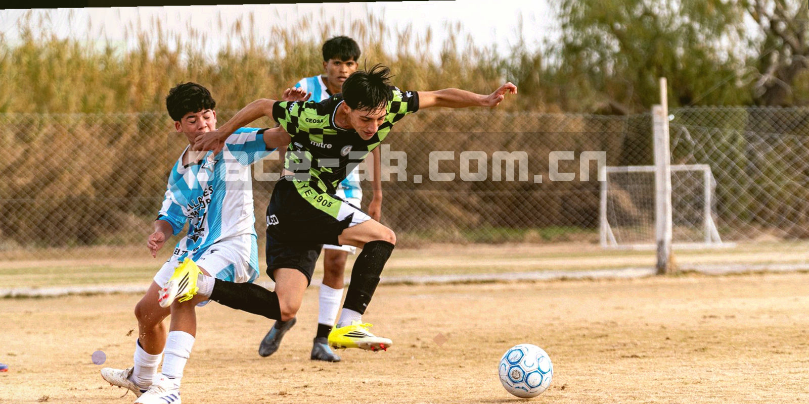暖沙色与深青色的数据流纹理，节点抽象，画面中不出现真实人物